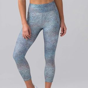 Lululemon Final Lap Crop